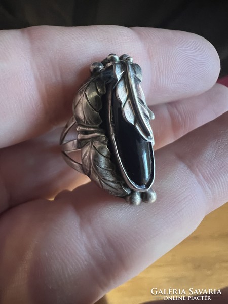 Silver navajo onyx ring