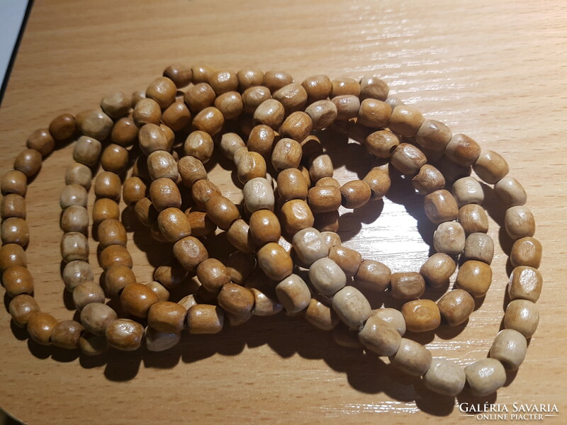 Wooden ball bracelet