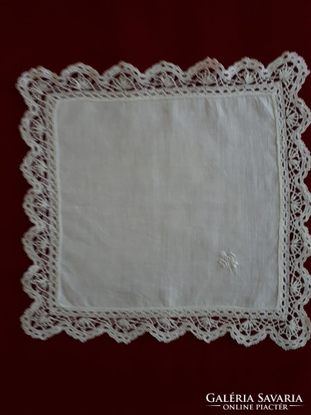 Vert lace antique decorative handkerchief with ica monogram
