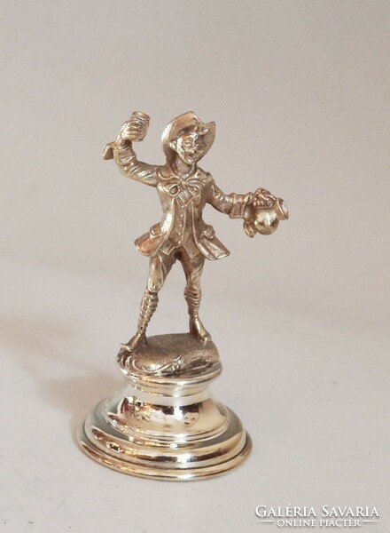 Ezüst miniatűr figura