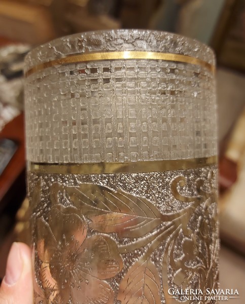 Antique sumptuous lead glass decorative vase!