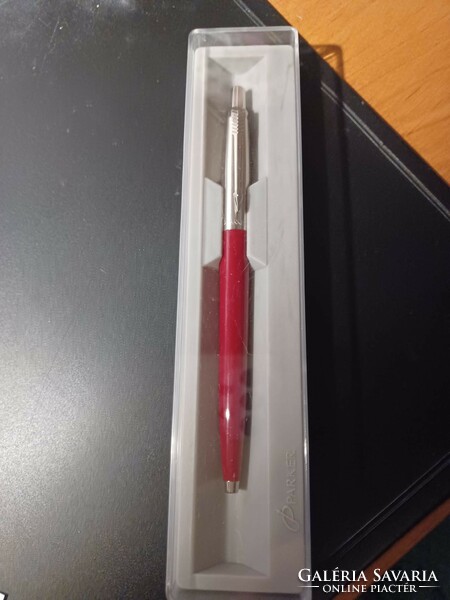 Retro parker pen