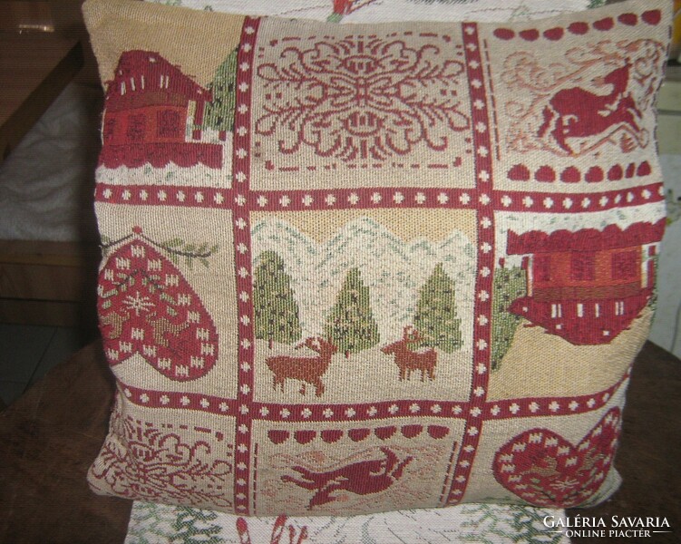 Beautiful woven Christmas decorative pillow