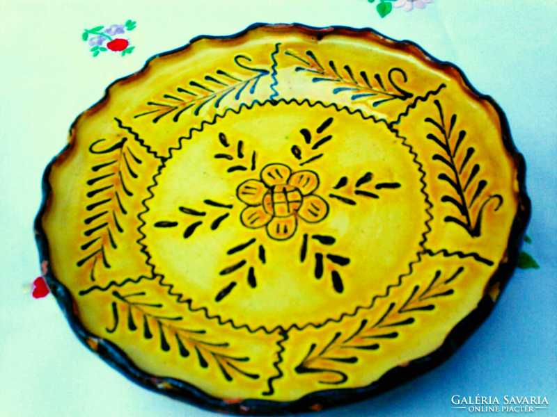 Tüskevár tóth péter_glazed painted ceramic wall plate