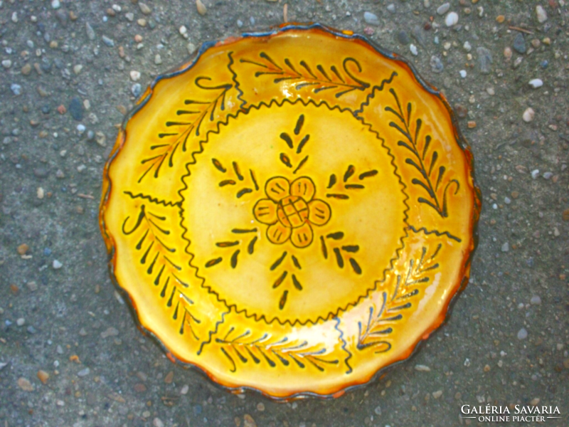 Tüskevár tóth péter_glazed painted ceramic wall plate