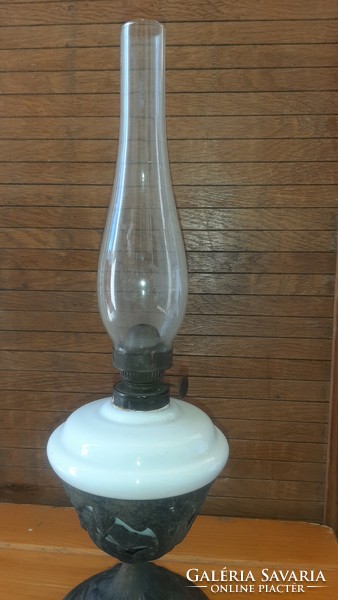 Kerosene table lamp