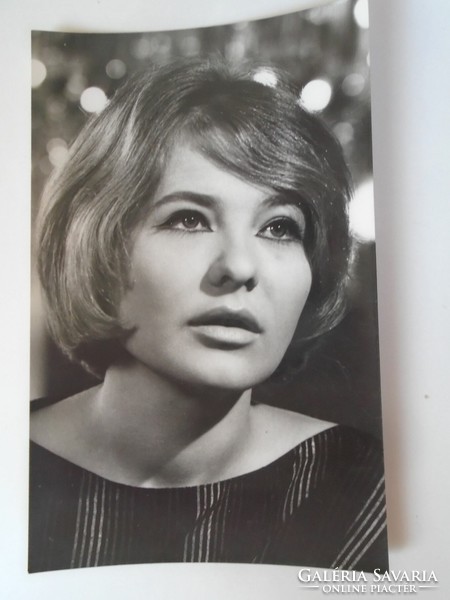 D198502 old photo of actress Tórcsik Mari 1950-60