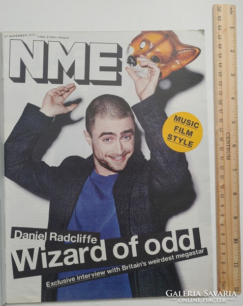Nme magazine 15/11/27 daniel radcliffe killers adele star wars nots dara ó briain chvrches black mass