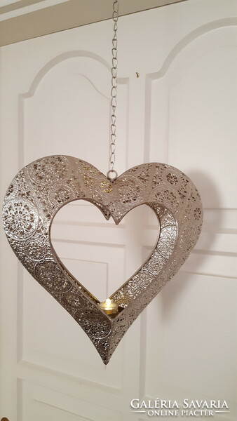 Large heart-shaped openwork metal candle holder