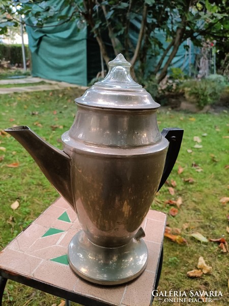 Retro kettle tea maker from 1972