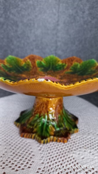 Vintage villeroy&boch majolica serving/fruit bowl with base, marked, core: 12 cm, diameter: 24 cm.