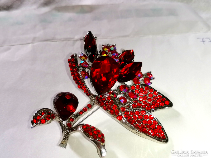 Retro, large sparkling red flower brooch with thousand stones 77.