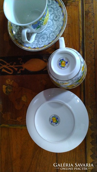 Pair of Italian tea cups (lemon)