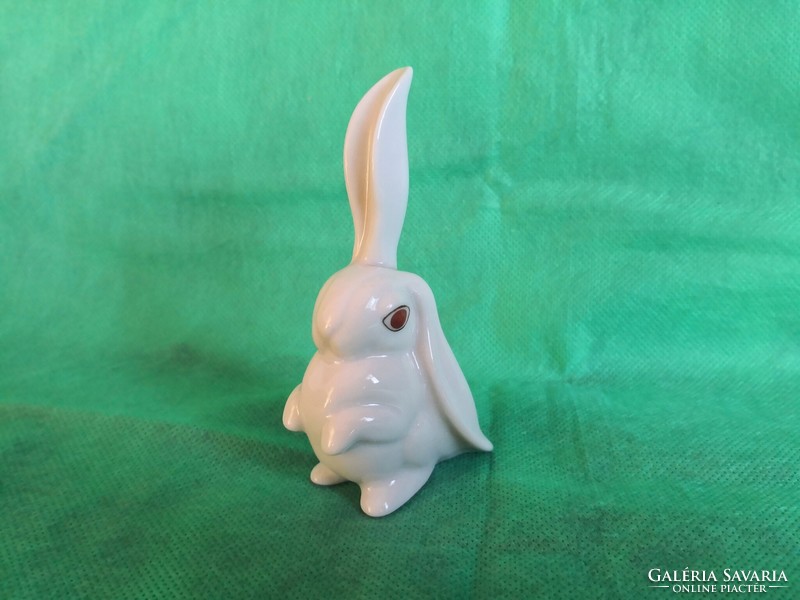 Herend porcelain red-eyed white bunny (rabbit)