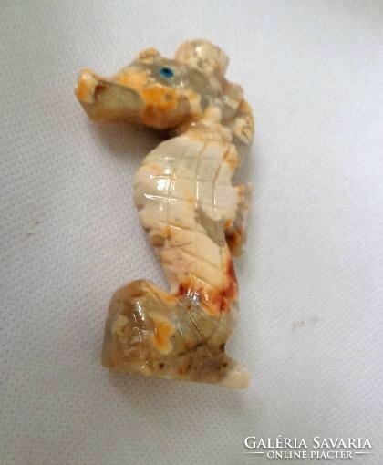 RIOLIT tengeri csikó ásvány állatfigura