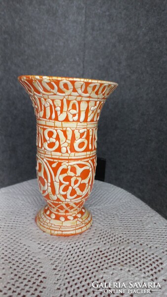 Ceramic vase marked Gorka gauze, height: 18.8 cm, opening diameter: 12 cm