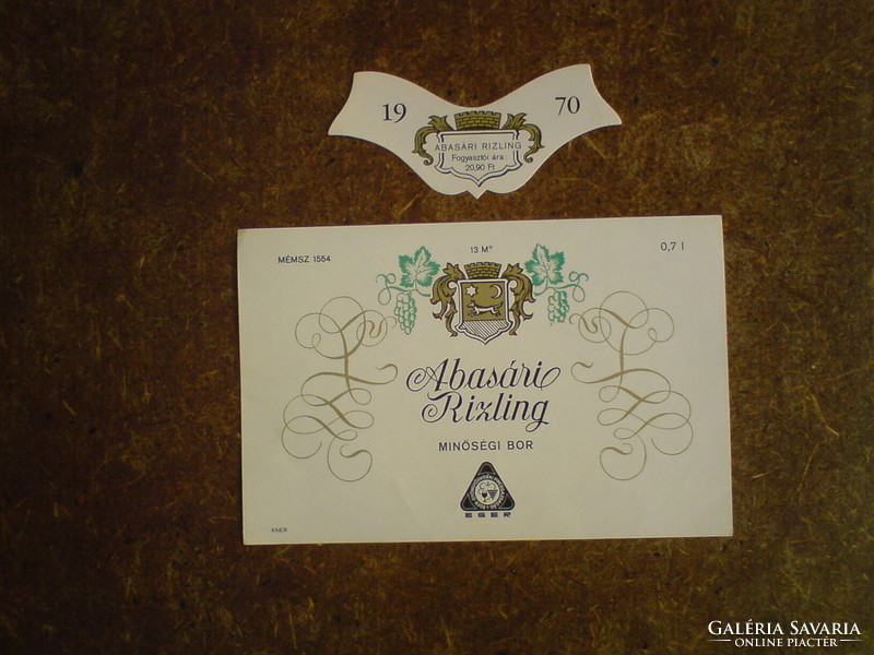 Abasári Riesling - wine label with neck label