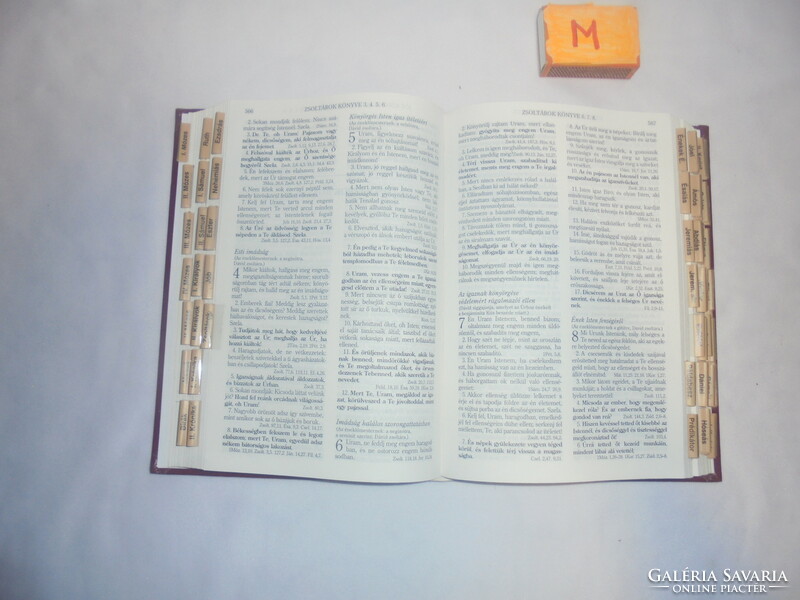 Szent Biblia - 2001
