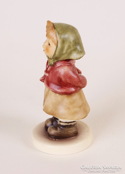 Tiszta, mint egy csengő (Clear as a bell) - 10 cm-es Hummel / Goebel porcelán figura