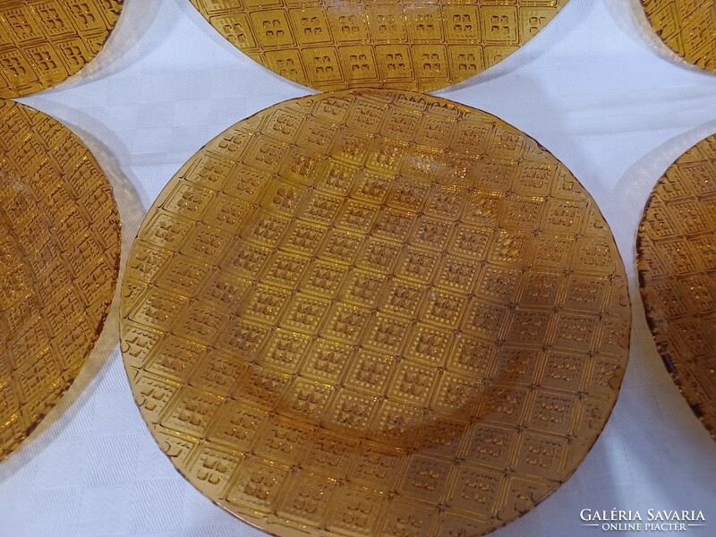 Small amber glass plates 6 pcs