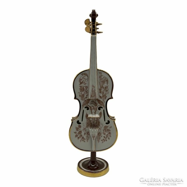 Endre Szasz (1926-2003): decorative violin - m1335