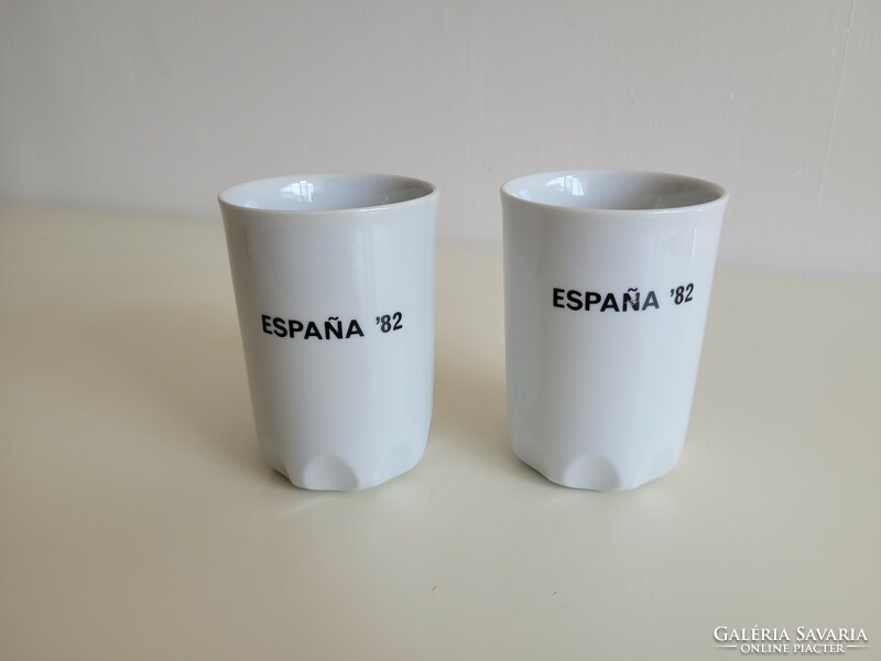 Régi retro Zsolnay porcelán pohár bögre Espana 82 focista focis fiú