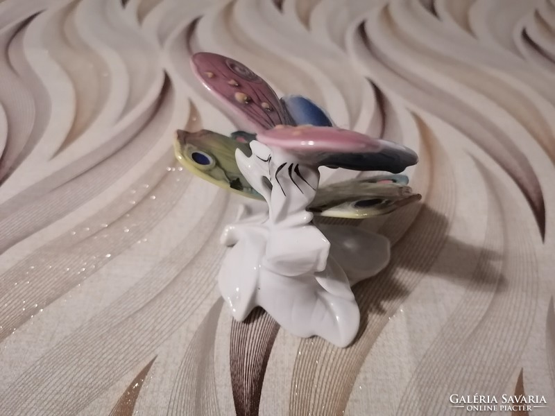 ENS porcelán pillangók