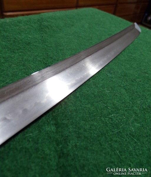 Wakizashi blade in a rest case, from the Momoyama era