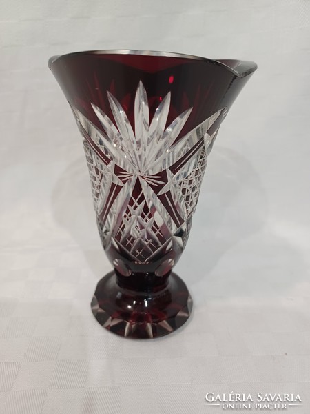 Bordó kristály váza
