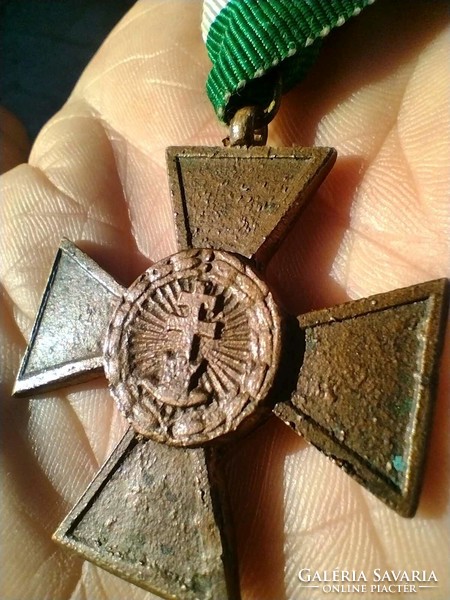 Horthy bronze cross of merit (1935-1944), older reproduction