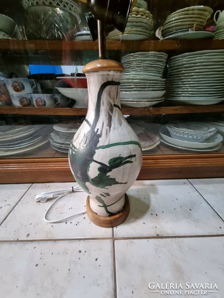 Applied ceramic lamp