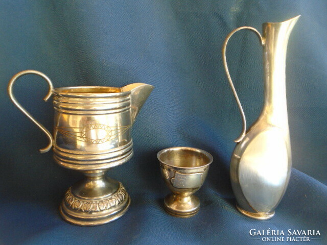 3 antique ardeco vases with handles, empire-style milk-colored spout and an egg holder