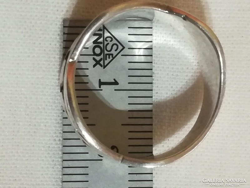 Ezüst gyűrű,  925  jelzett.