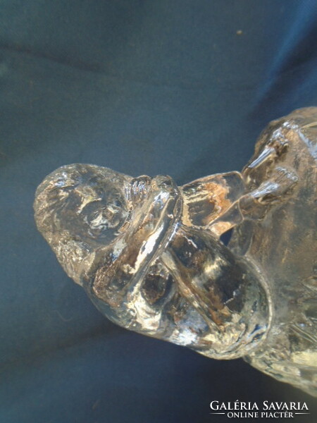 VÁGYÓDÁS című ólomkristály  műalkotás női akt szobor  közzel 1000 gramm hibátlan vitrinben tartott