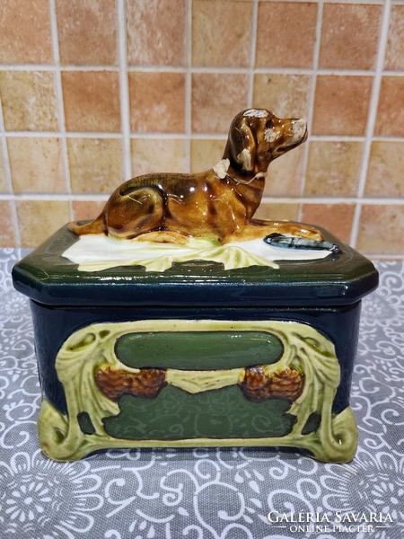 Antique earthenware dog cigar box