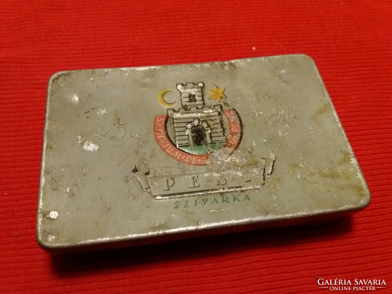 Antique pest metal cigarette box according to the pictures