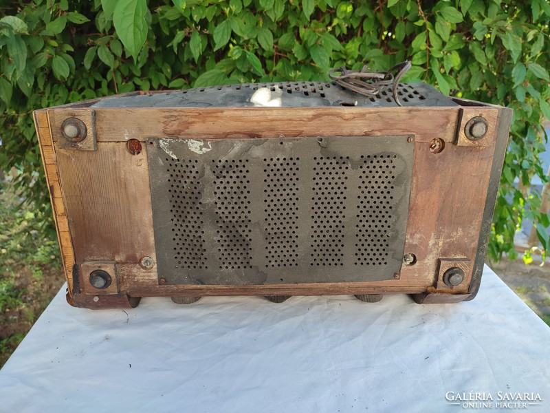 Terta T 325 régi rádió