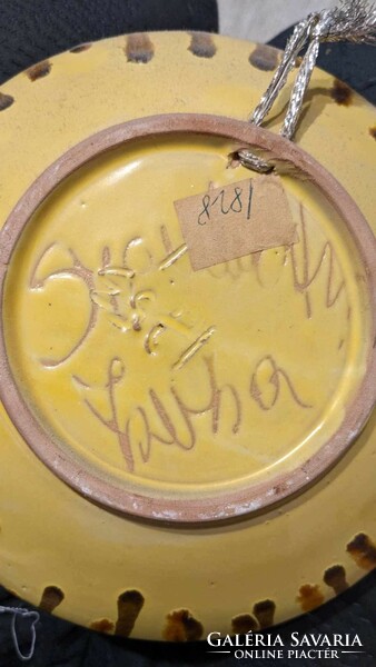 Zsuzsa Szombath retro bowl