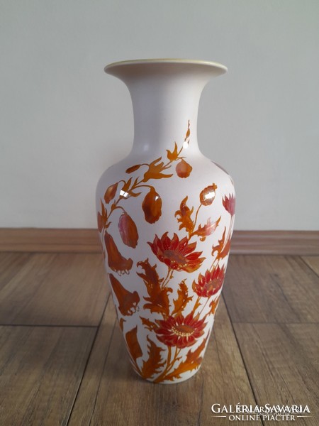 Old zsolnay eosin vase