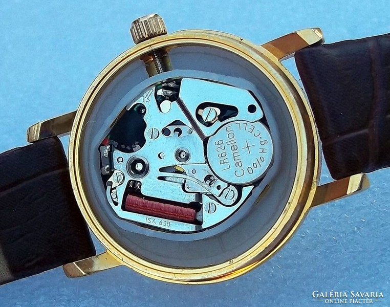 Women's watch with isa 638 mechanism