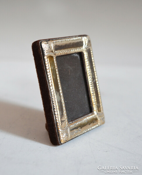 Silver miniature picture frame (on19)