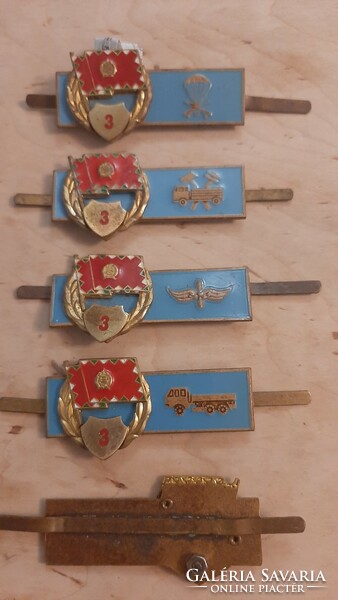 Magyar Néphadsereg 1970-1980 fegyvernemi minősítő jelvénye   5 db egyben