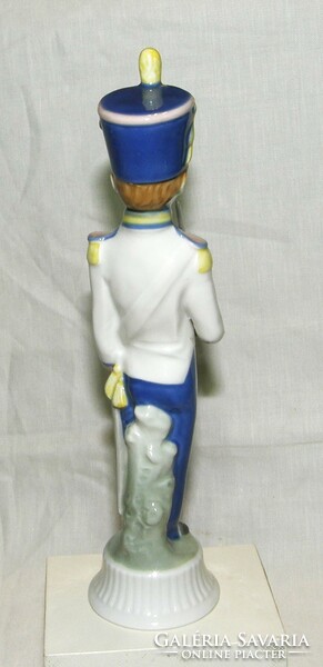 Soldier - lippelsdorf porcelain figure - 21 cm