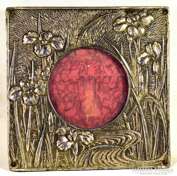 Beautiful iris patterned antique desktop photo - photo frame!