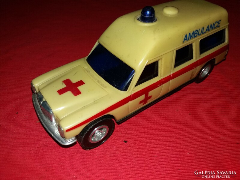 1970. Lucky toys flywheel plastic mercedes benz toy car in rare beautiful condition according to the pictures