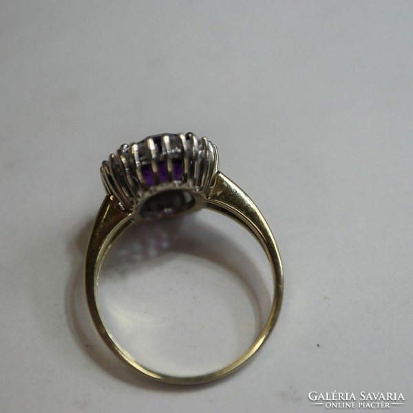 14 K gold ring with 0.60 Ct diamonds and amethyst
