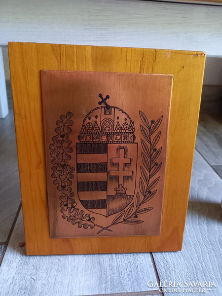 Elegant copper plate with Hungarian coat of arms on a wooden back