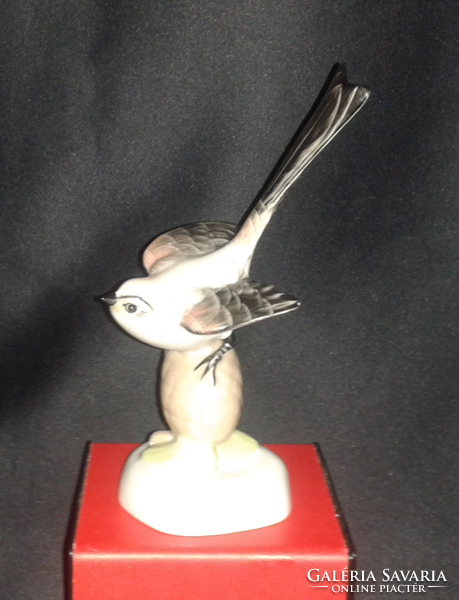 Aquincum bird / porcelain figurine