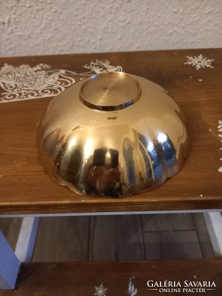 Wonderful old copper serving bowl (14.3x5.3 cm)