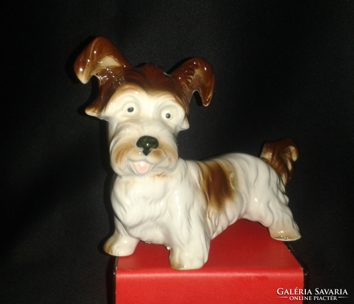 German wallendorf terrier, dog / porcelain figurine